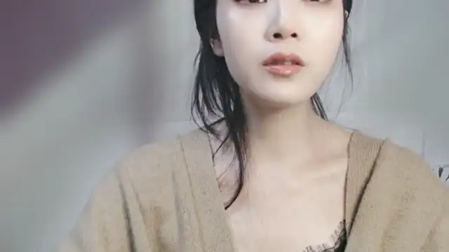 Snapshot of xiaotiantian-76 chatting on January 10, 2025, 11:00 am xiaotiantian-76 online show from January 10, 2025, 11:00 am