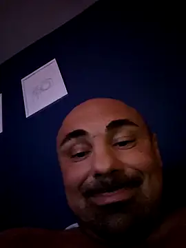 Snapshot of Insaneman1 chatting on October 8, 2025, 11:35 pm Insaneman1 online show from October 8, 2025, 11:35 pm