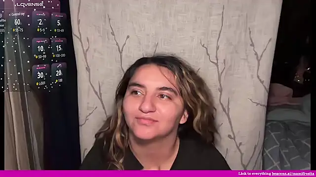 mamifresita online show from May 26, 2026, 3:13 am