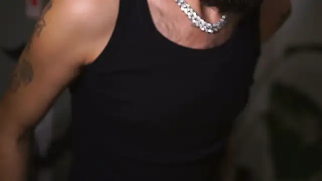 HairyRobxxx online show from November 7, 2025, 8:20 pm