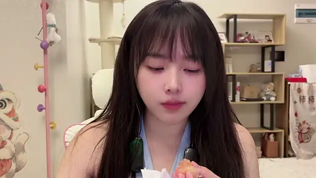 Snapshot of Chenjing0 chatting on February 12, 2026, 12:55 pm Chenjing0 online show from February 12, 2026, 12:55 pm