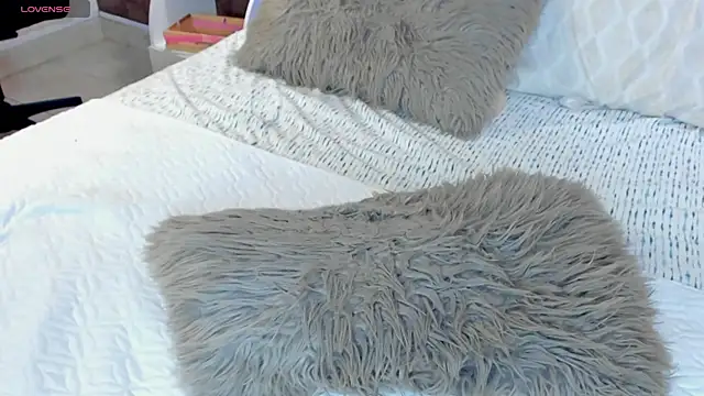 Scarlet lace online show from February 27, 2025, 10:09 pm