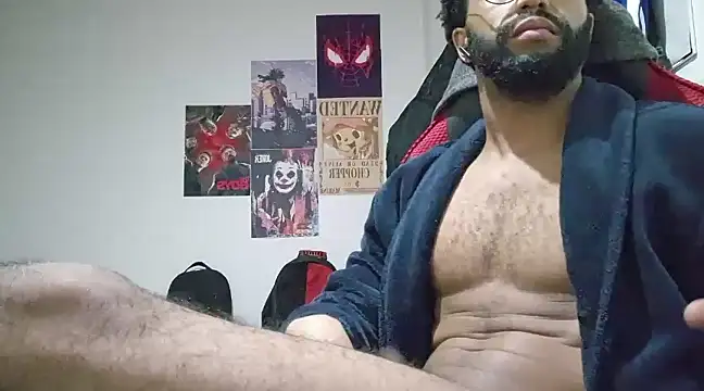 Snapshot of kevi_cocks chatting on January 6, 2025, 11:18 am kevi cocks online show from January 6, 2025, 11:18 am