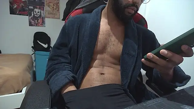 Snapshot of kevi_cocks chatting on January 18, 2025, 4:15 am kevi cocks online show from January 18, 2025, 4:15 am