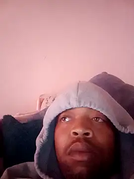 Snapshot of Mshayixxx chatting on March 12, 2026, 10:10 am Mshayixxx online show from March 12, 2026, 10:10 am