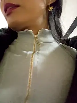 BELLA--26 online show from February 7, 2025, 8:42 pm