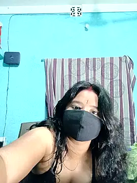  MilkyBar online show from February 5, 2025, 5:09 pm