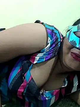Snapshot of _MilkyBar chatting on May 26, 2026, 4:25 pm MilkyBar online show from May 26, 2026, 4:25 pm