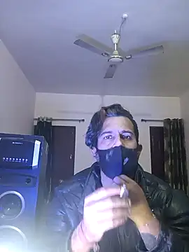 Snapshot of MAGNETICDADDY8 chatting on January 6, 2025, 12:13 pm MAGNETICDADDY8 online show from January 6, 2025, 12:13 pm