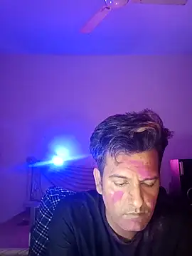 Snapshot of MAGNETICDADDY8 chatting on March 14, 2025, 12:10 am MAGNETICDADDY8 online show from March 14, 2025, 12:10 am