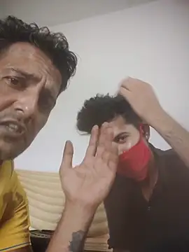 Snapshot of MAGNETICDADDY8 chatting on October 5, 2025, 5:50 am MAGNETICDADDY8 online show from October 5, 2025, 5:50 am