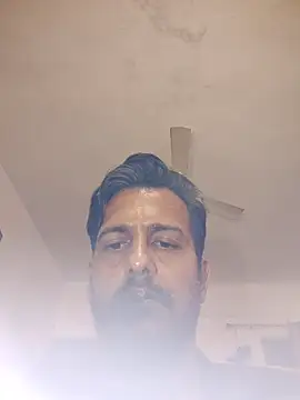 Snapshot of MAGNETICDADDY8 chatting on November 4, 2025, 11:42 am MAGNETICDADDY8 online show from November 4, 2025, 11:42 am