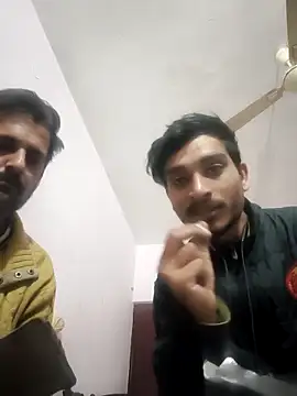 Snapshot of MAGNETICDADDY8 chatting on November 25, 2025, 1:00 pm MAGNETICDADDY8 online show from November 25, 2025, 1:00 pm