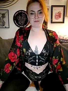 Snapshot of inky_ginge chatting on April 25, 2026, 10:40 pm inky ginge online show from April 25, 2026, 10:40 pm