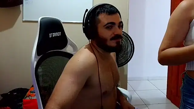 Snapshot of camillebr chatting on February 18, 2025, 5:42 pm camillebr online show from February 18, 2025, 5:42 pm