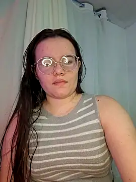 camillebr online show from May 23, 2026, 10:58 pm