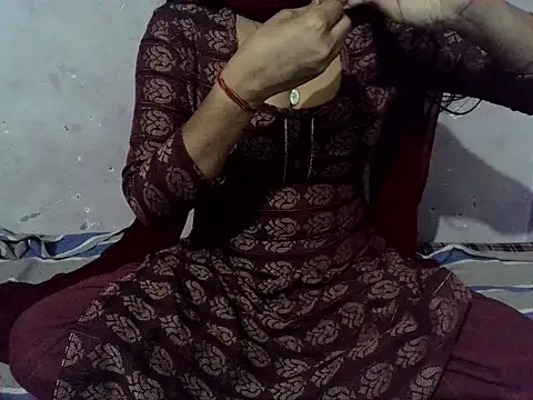 SIYA MAVI online show from March 23, 2026, 5:11 am