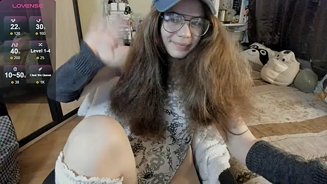 alexiamaleax online show from December 14, 2025, 2:06 am