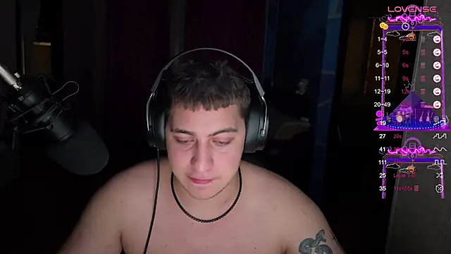 Snapshot of niklix1 chatting on January 2, 2025, 6:12 pm niklix1 online show from January 2, 2025, 6:12 pm