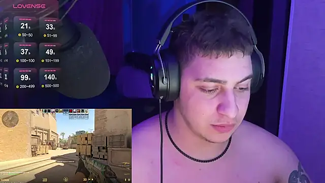 Snapshot of niklix1 chatting on January 4, 2025, 7:13 pm niklix1 online show from January 4, 2025, 7:13 pm