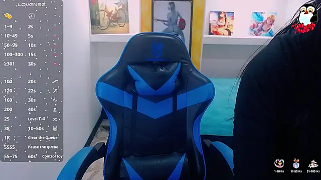 Anniee x online show from February 7, 2025, 1:01 pm