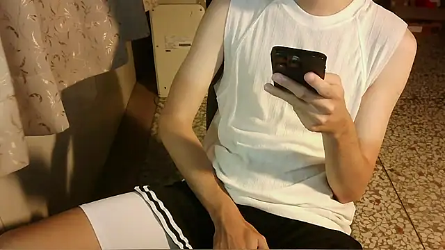 KYU890428 online show from July 12, 2026, 5:26 pm