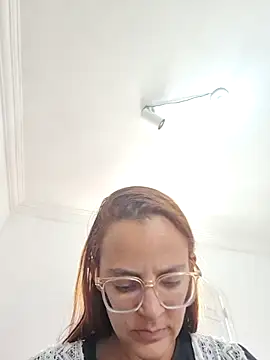 AliceRuivinha2 online show from July 5, 2026, 2:35 pm