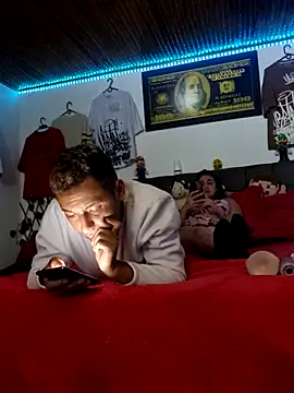 Snapshot of MILLER-LOVE chatting on January 3, 2025, 7:06 am MILLER-LOVE online show from January 3, 2025, 7:06 am