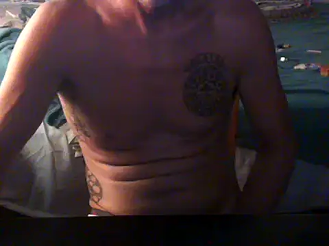 Snapshot of GoloZeusMax chatting on January 16, 2025, 10:12 pm GoloZeusMax online show from January 16, 2025, 10:12 pm