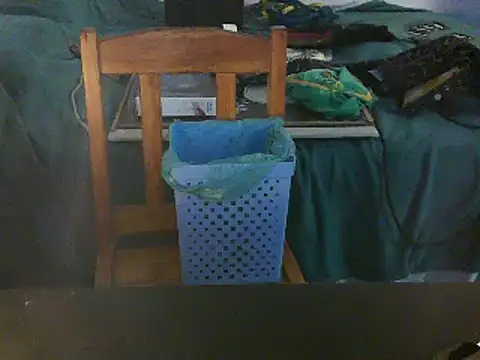 Snapshot of GoloZeusMax chatting on February 8, 2025, 10:40 pm GoloZeusMax online show from February 8, 2025, 10:40 pm