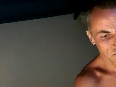 Snapshot of GoloZeusMax chatting on March 16, 2025, 5:58 am GoloZeusMax online show from March 16, 2025, 5:58 am