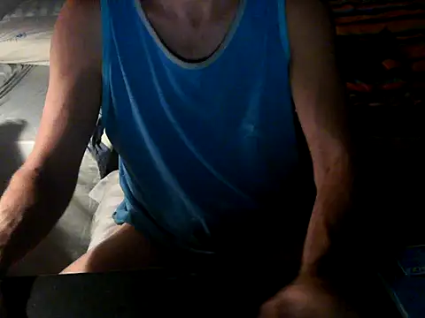 Snapshot of GoloZeusMax chatting on October 6, 2025, 6:11 am GoloZeusMax online show from October 6, 2025, 6:11 am