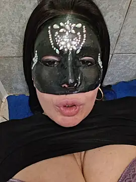 desyree89 online show from March 9, 2026, 7:56 am