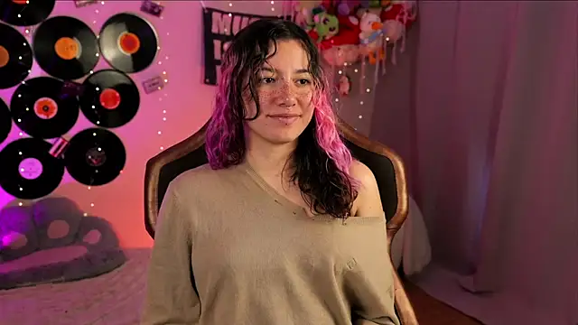Snapshot of _zephyr_ chatting on July 11, 2026, 6:32 pm zephyr online show from July 11, 2026, 6:32 pm