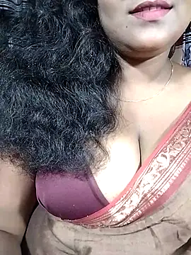 Snapshot of YERY_HOT chatting on March 21, 2026, 4:43 pm YERY HOT online show from March 21, 2026, 4:43 pm