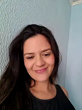 casalbrasileiroooo online show from January 31, 2025, 4:06 pm