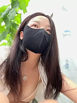 SSSniang- online show from June 4, 2026, 11:55 pm