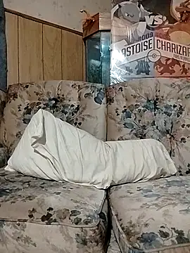 Snapshot of Rebeckalove chatting on March 16, 2025, 9:05 am Rebeckalove online show from March 16, 2025, 9:05 am