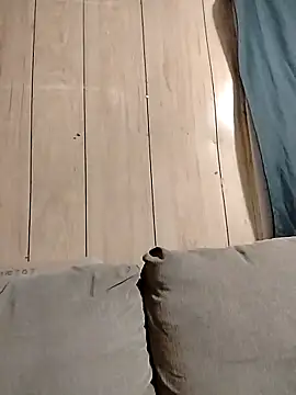 Snapshot of Rebeckalove chatting on March 18, 2025, 4:37 am Rebeckalove online show from March 18, 2025, 4:37 am