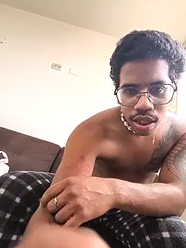 Snapshot of THEGOATHL chatting on December 17, 2025, 4:24 pm THEGOATHL online show from December 17, 2025, 4:24 pm