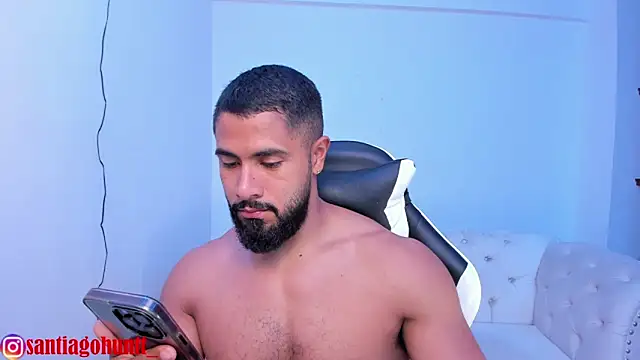 Santiago huntt online show from March 19, 2025, 8:54 pm