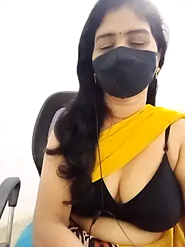 Snapshot of Lucky-Deepthi chatting on July 25, 2026, 11:02 pm Lucky-Deepthi online show from July 25, 2026, 11:02 pm