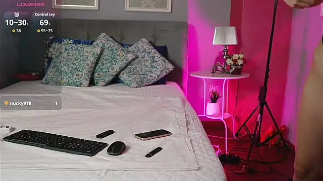 LustyRosee online show from July 22, 2026, 4:59 am