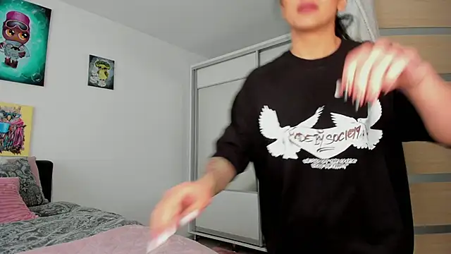 NNNoire online show from March 9, 2025, 7:12 am