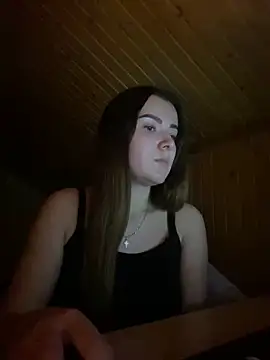 mewKate online show from January 29, 2025, 7:32 pm