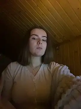 mewKate online show from March 19, 2025, 6:44 pm