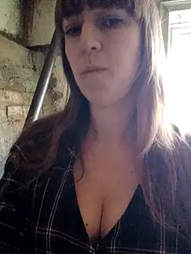 Snapshot of Calibers2932 chatting on February 12, 2025, 9:31 am Calibers2932 online show from February 12, 2025, 9:31 am