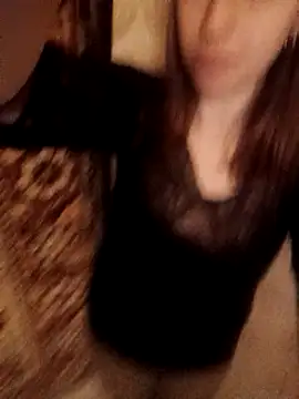 Snapshot of Calibers2932 chatting on March 5, 2025, 6:12 pm Calibers2932 online show from March 5, 2025, 6:12 pm