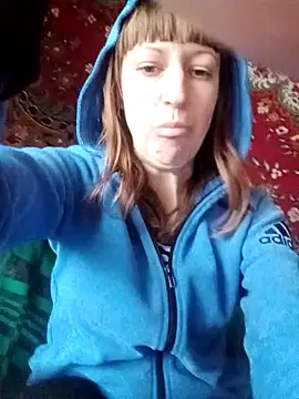 Snapshot of Calibers2932 chatting on March 13, 2025, 1:50 pm Calibers2932 online show from March 13, 2025, 1:50 pm