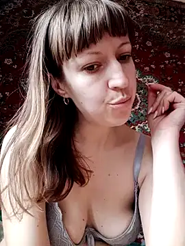 Snapshot of Calibers2932 chatting on March 20, 2025, 12:43 pm Calibers2932 online show from March 20, 2025, 12:43 pm